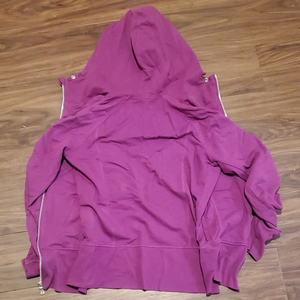 Champion Women's Vibrant Purple Hoodie - Picture 5 of 5